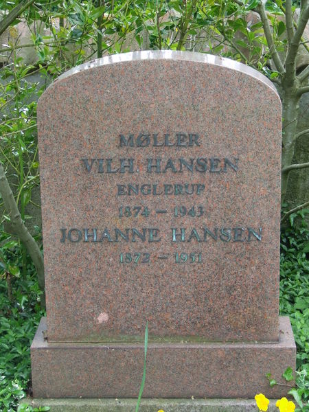 Fil:Vilhelm-Hansen-Gravsten.jpg