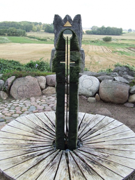 Fil:Vrangstrup kirke 4.jpg