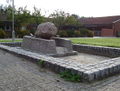Granit-skulptur-Asgårdsskolen.jpg